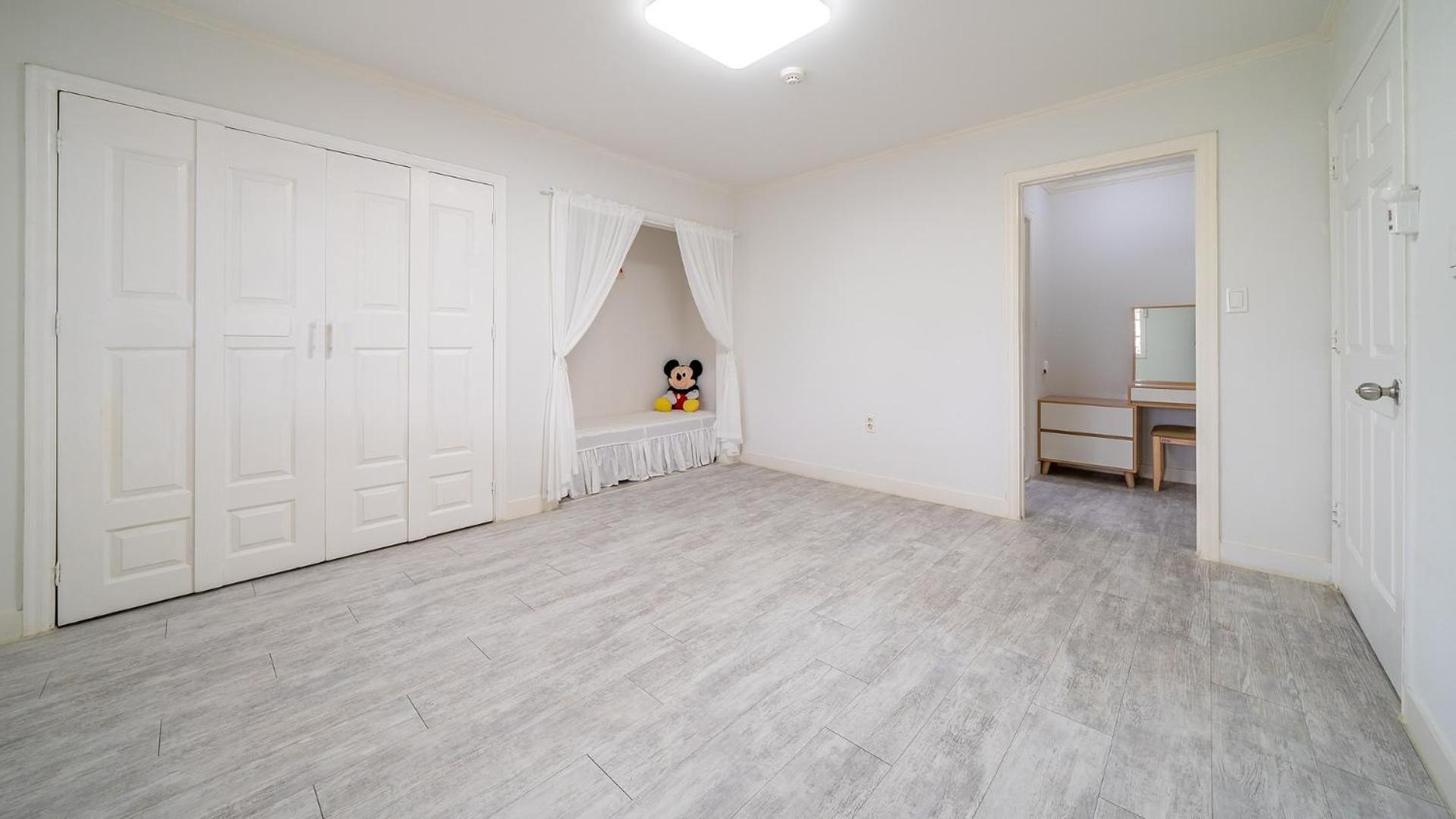 Daebudo Hebron Poolvilla Ansan Værelse billede